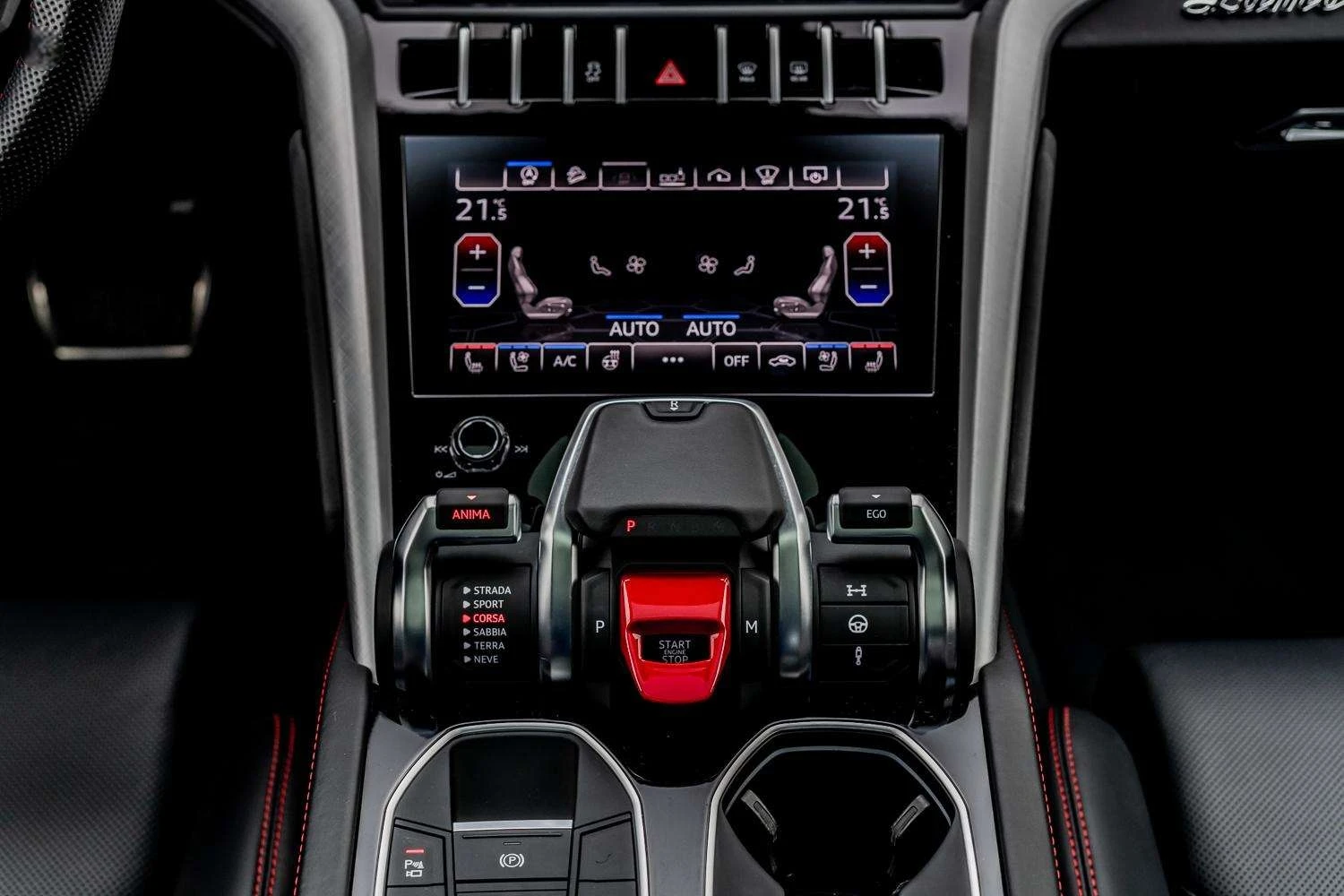 Lamborghini Urus  - изображение 8