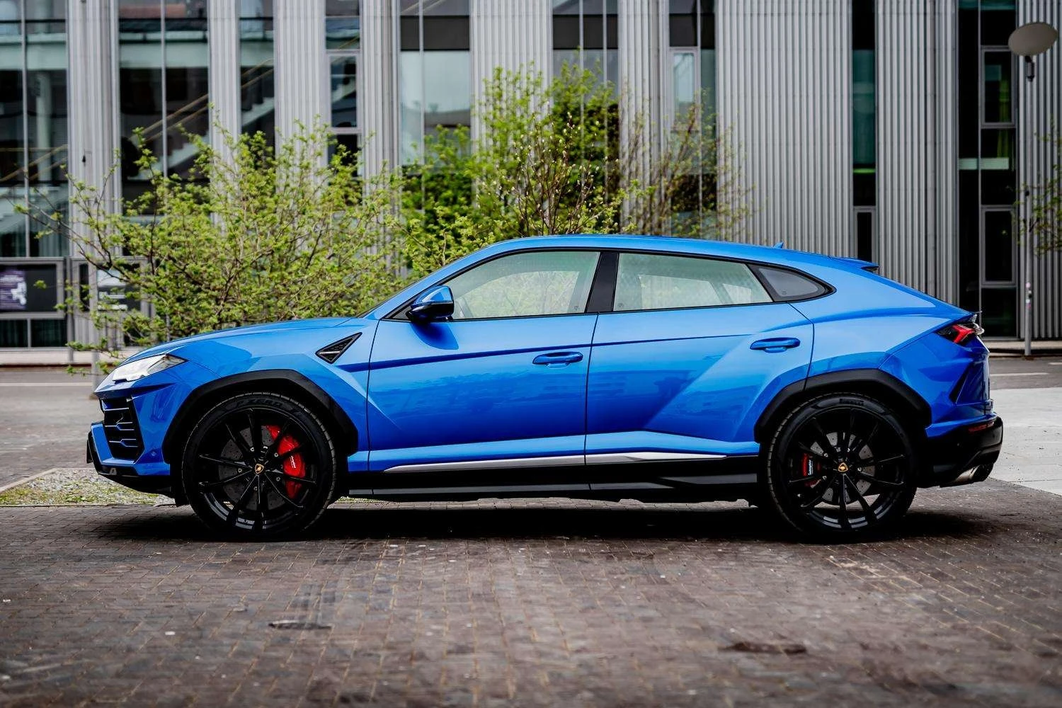 Lamborghini Urus  - изображение 3