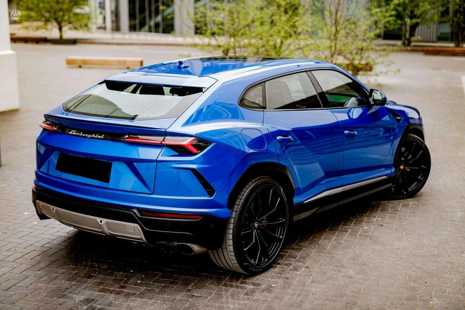 Lamborghini Urus  - изображение 4