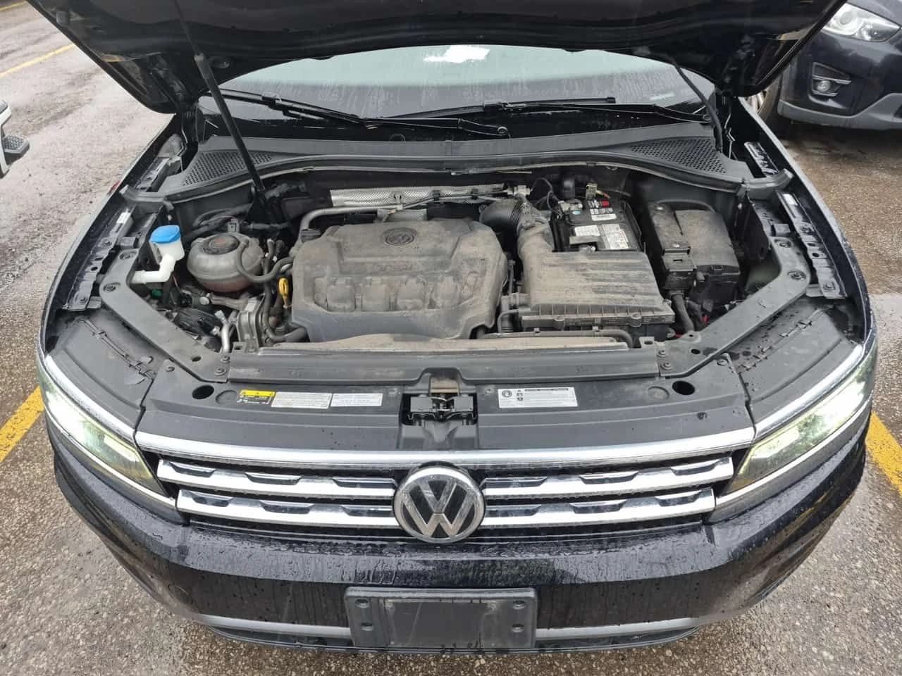 VW Tiguan * SEL PREMIUM * CARFAX * ЦЕНА ДО БГ, снимка 15 - Автомобили и джипове - 54123013