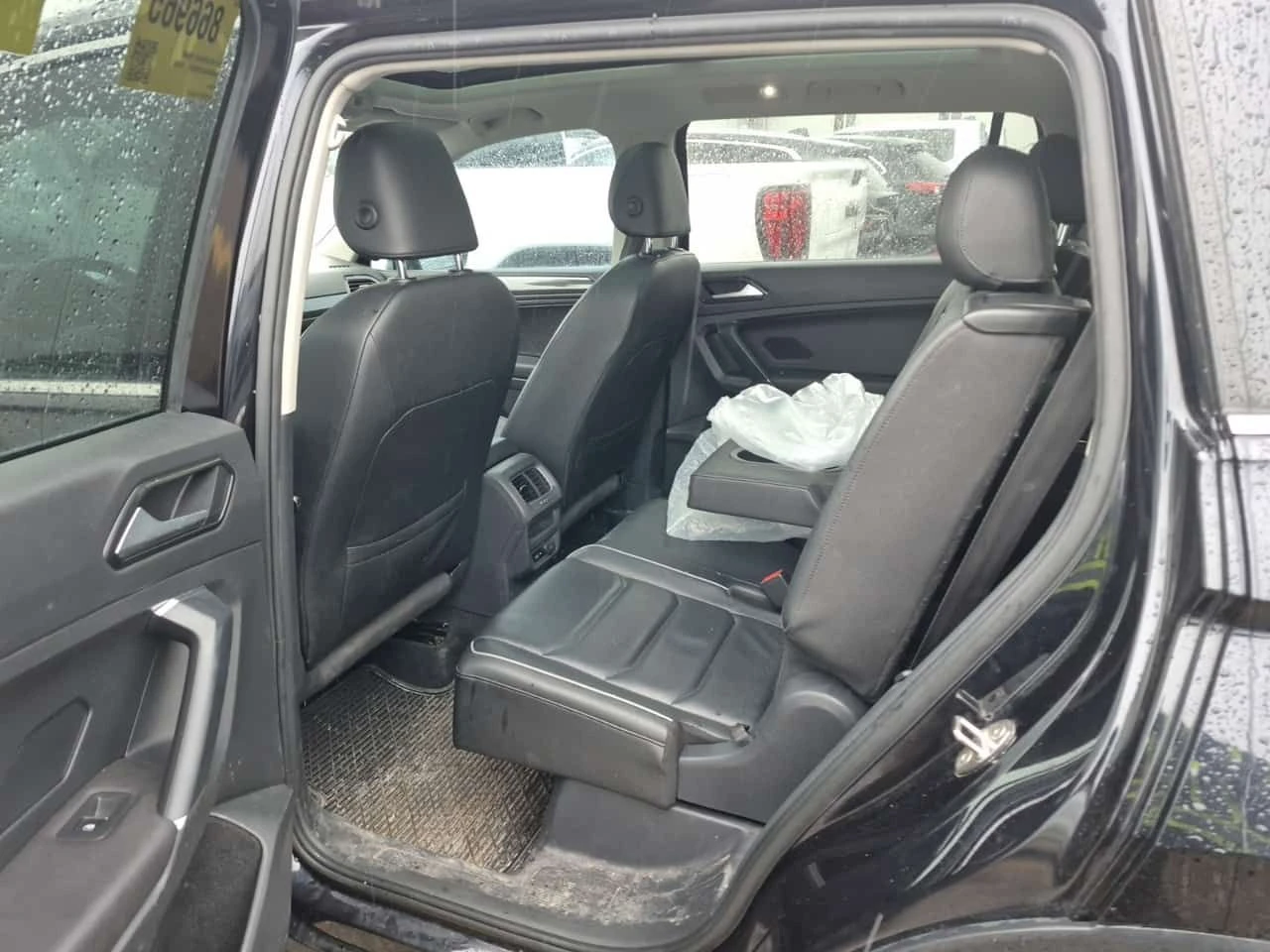 VW Tiguan * SEL PREMIUM * CARFAX * ЦЕНА ДО БГ, снимка 12 - Автомобили и джипове - 54123013