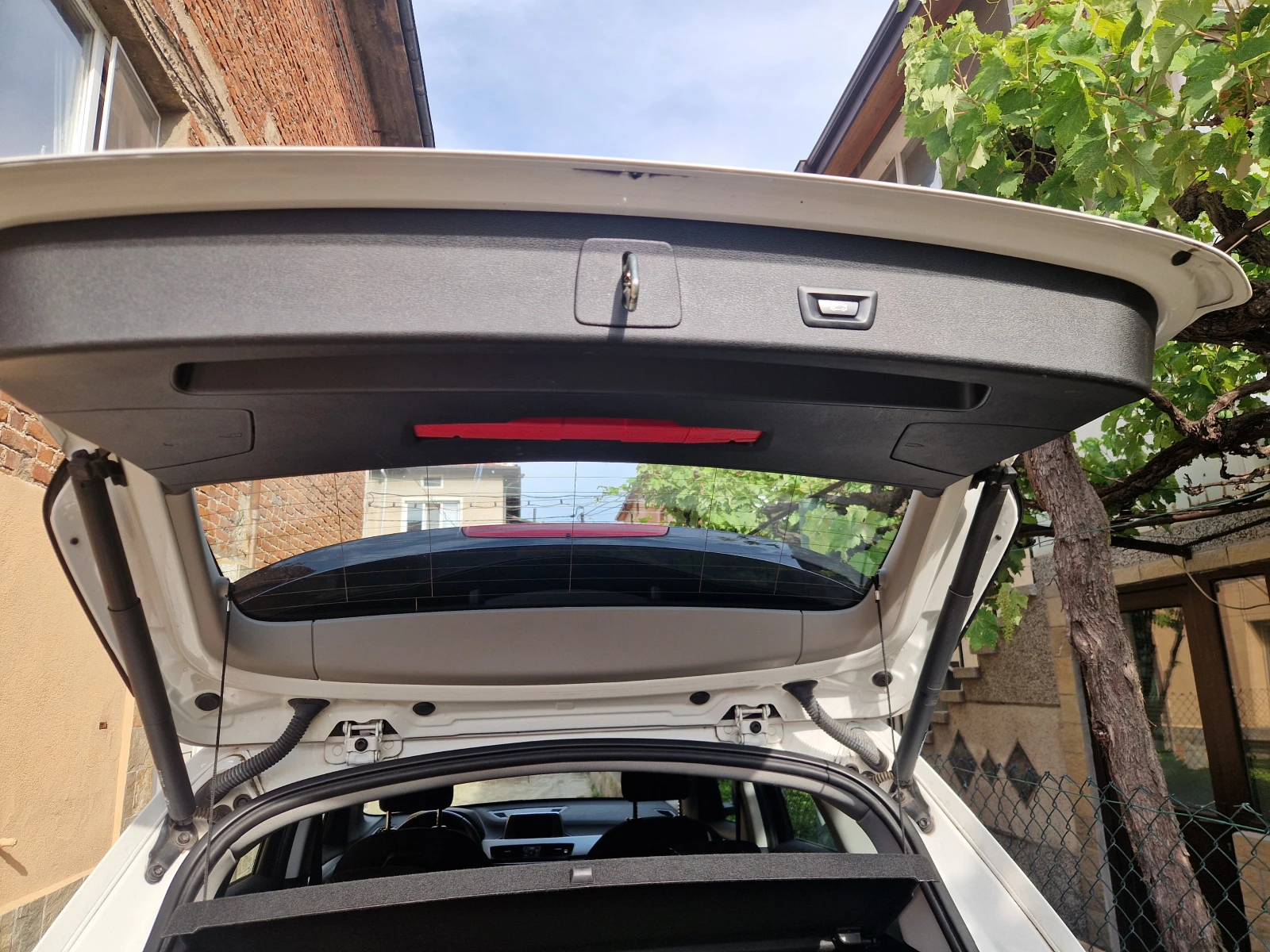 BMW X1, снимка 8 - Автомобили и джипове - 54285976