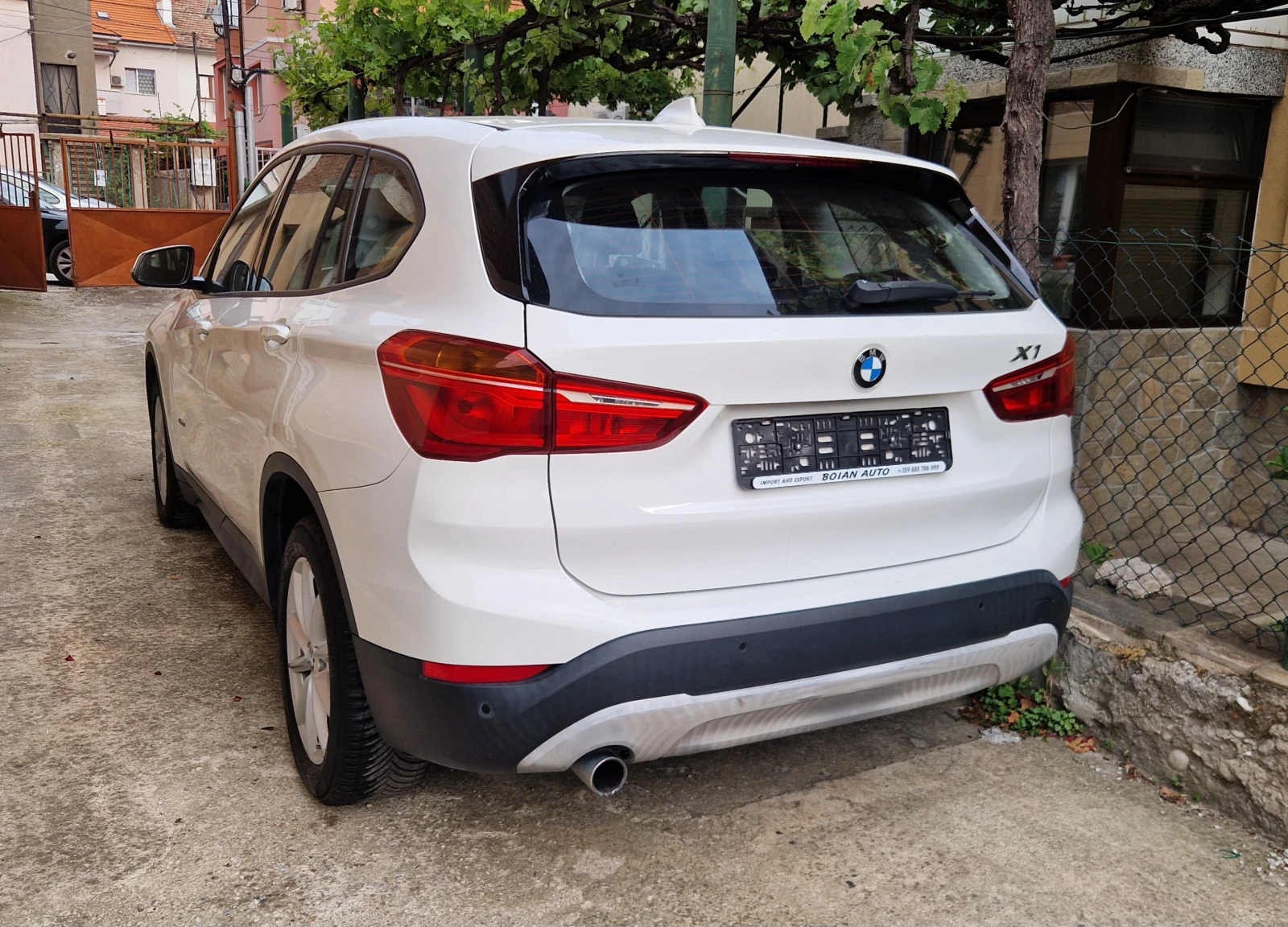 BMW X1, снимка 3 - Автомобили и джипове - 54285976