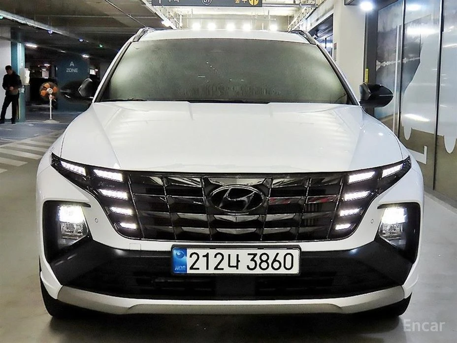 Hyundai Tucson, снимка 2 - Автомобили и джипове - 54641466