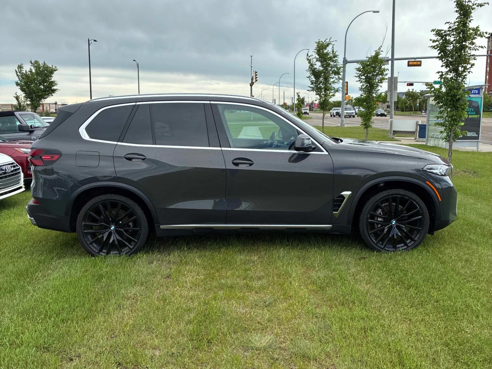 BMW X5 ДИСТРОНИК * ПОДГРЕВ * ПАНОРАМА * HARMAN KARDON, снимка 3 - Автомобили и джипове - 54935566