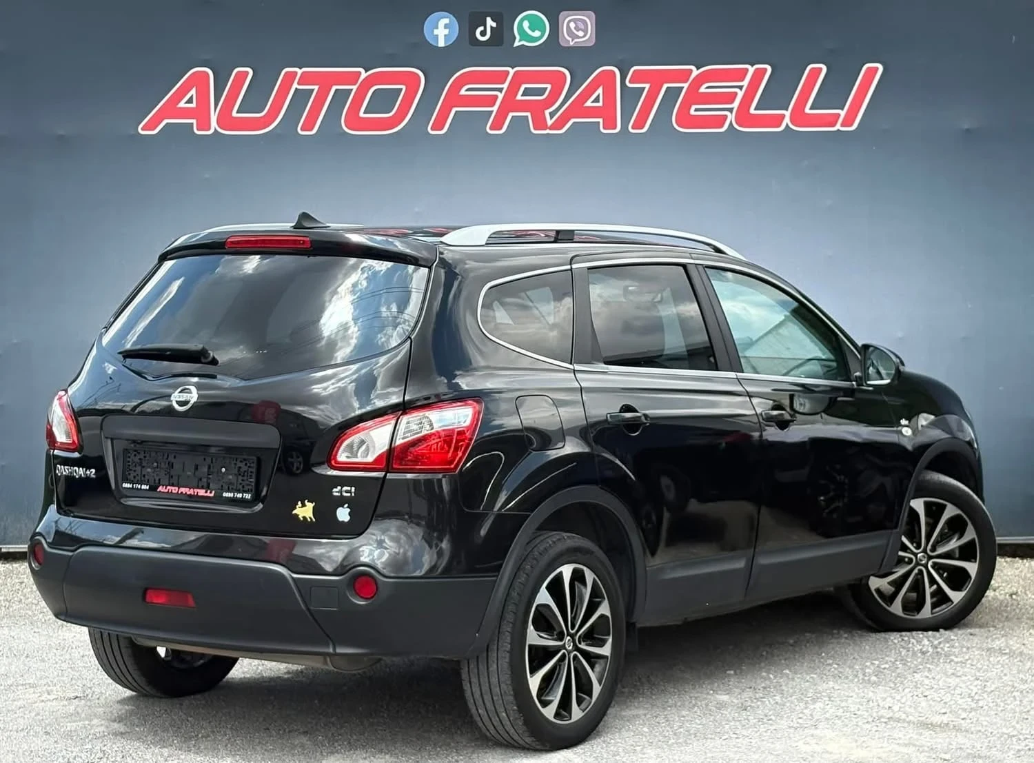Nissan Qashqai 2.0dCi* Tekna* 7-МЕСТЕН* ЛИЗИНГ* БАРТЕР* , снимка 4 - Автомобили и джипове - 55146479