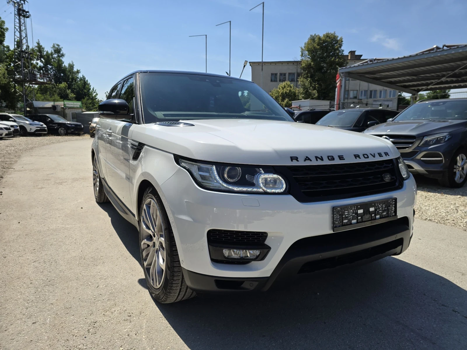 Land Rover Range Rover Sport 3.0D 306к.с 4х4 Камера Панорама , снимка 2 - Автомобили и джипове - 55299986