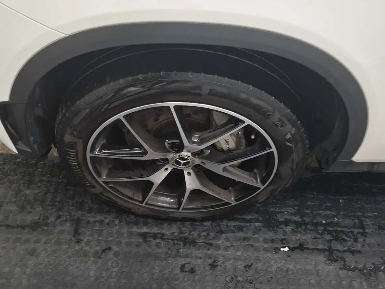 Mercedes-Benz GLC 300 Coupe * AMG Line * CARFAX * От Mercedes * , снимка 15 - Автомобили и джипове - 55319595