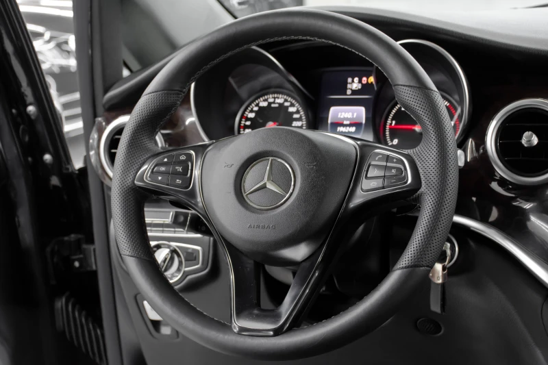 Mercedes-Benz V 220 AMG, снимка 10 - Бусове и автобуси - 51506255