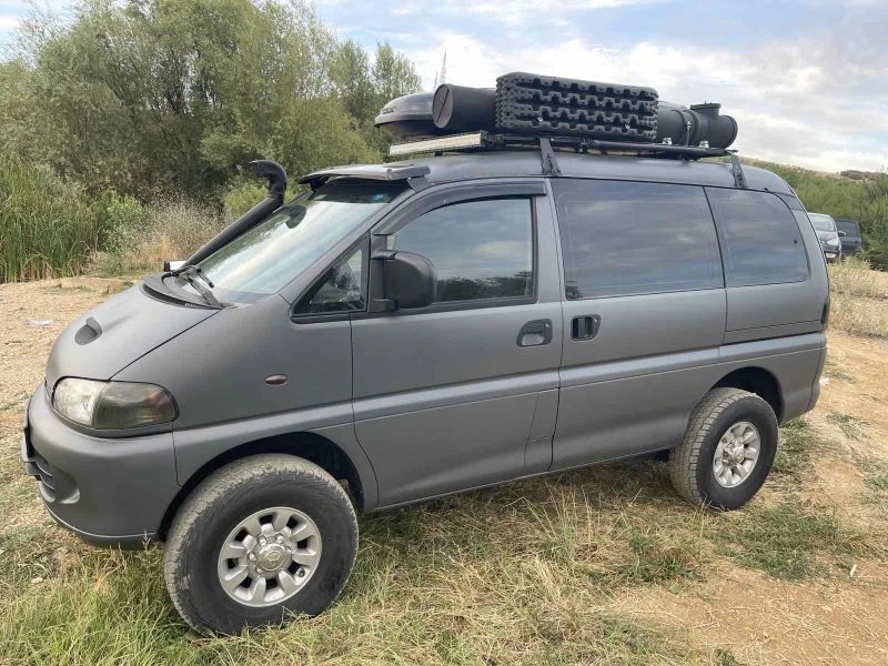 Mitsubishi Delica 2.8TDI/Klima/4x4/LED/7+ 1 места/Отличен!