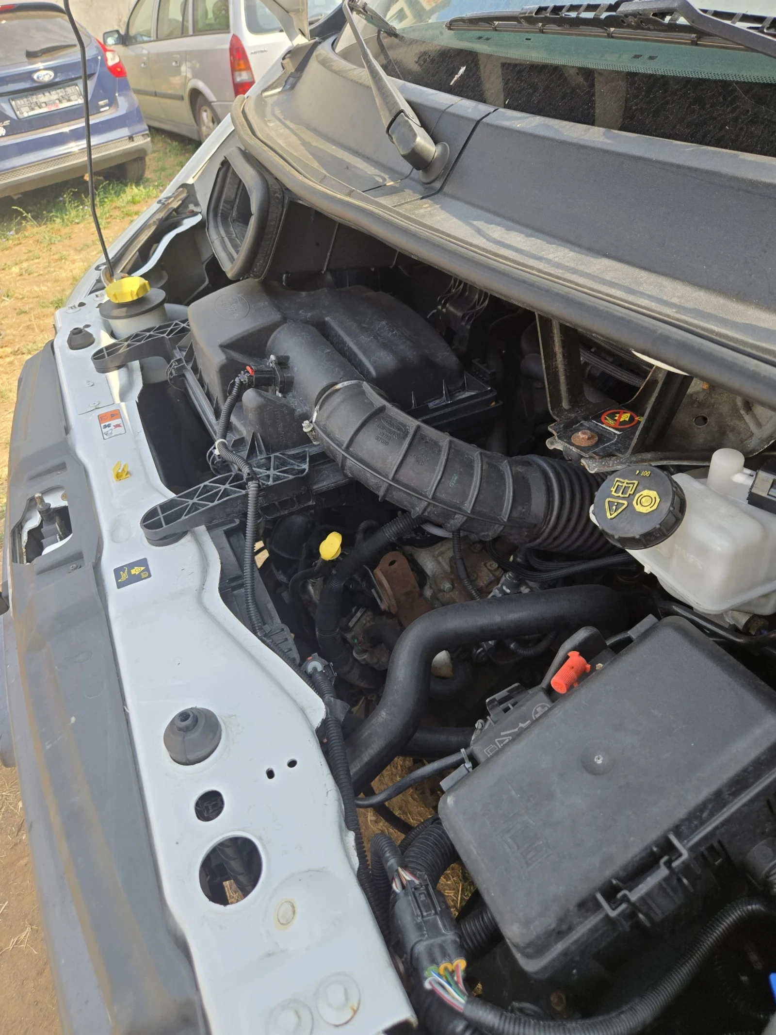 Ford Transit 5+ 1 нов внос 125к.с - изображение 9