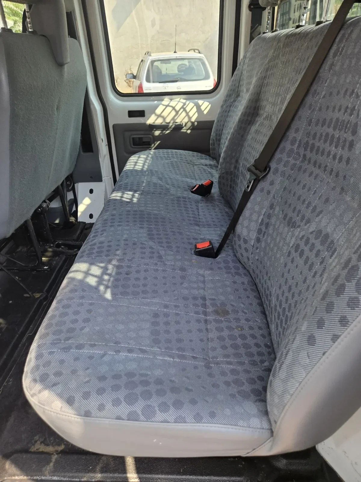 Ford Transit 5+ 1 нов внос 125к.с - изображение 10