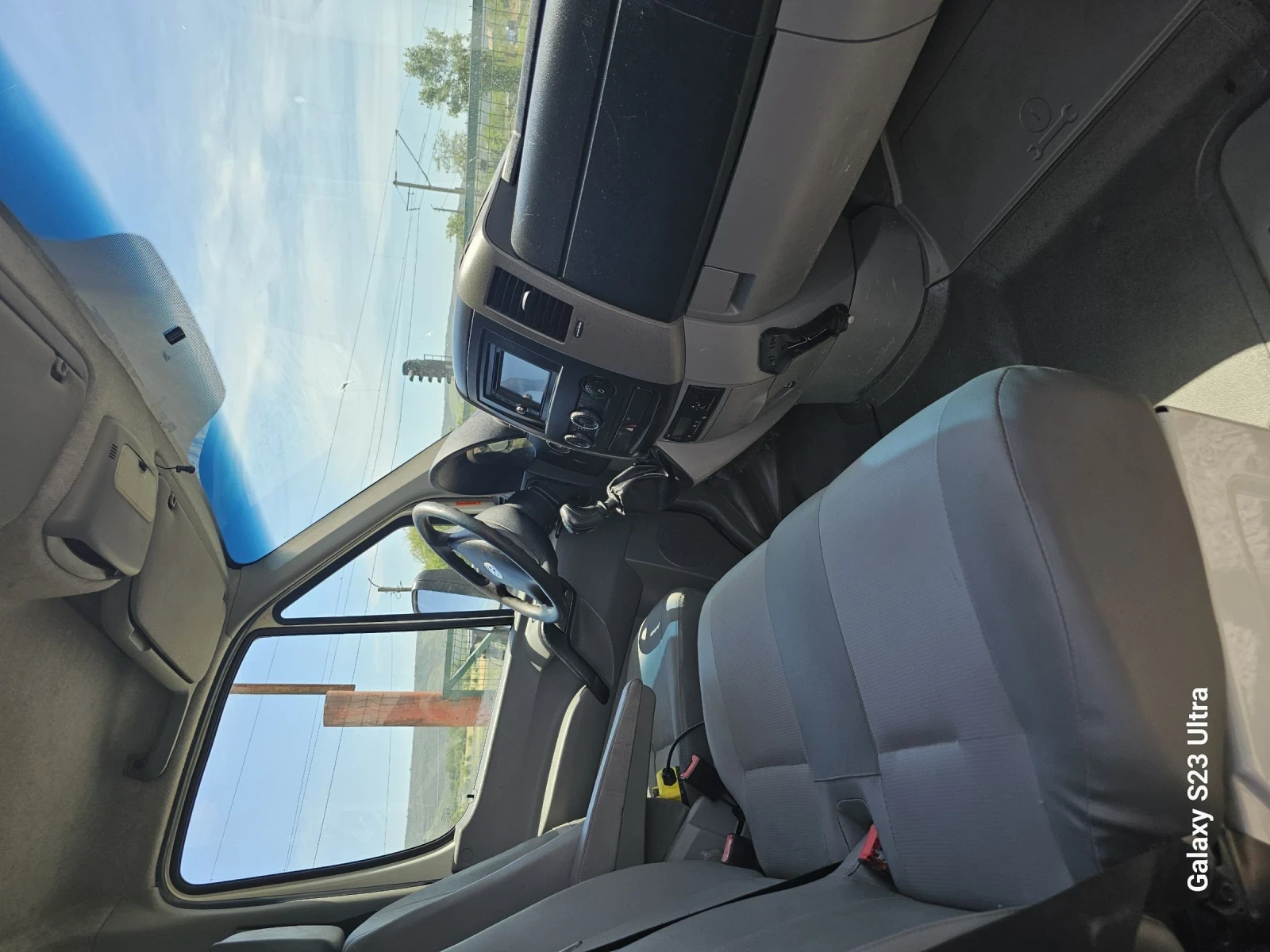 VW Crafter 2.5ТDi/163ks/САМОСВАЛ/КЛИМА, снимка 10 - Бусове и автобуси - 54722968
