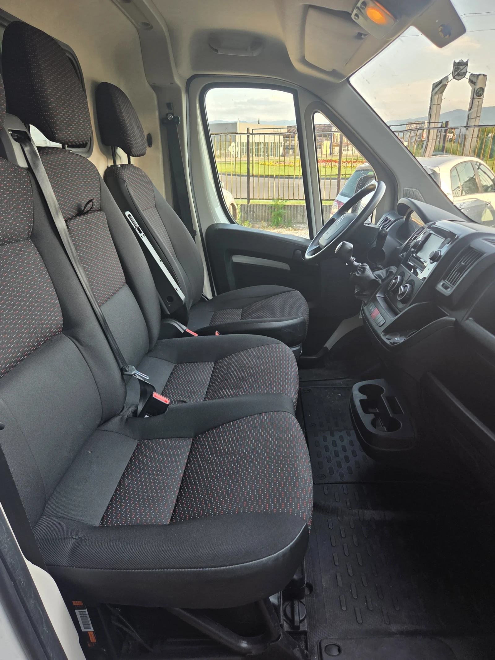 Citroen Jumper 2.2HDI 165KC 2021г, снимка 9 - Бусове и автобуси - 55304050