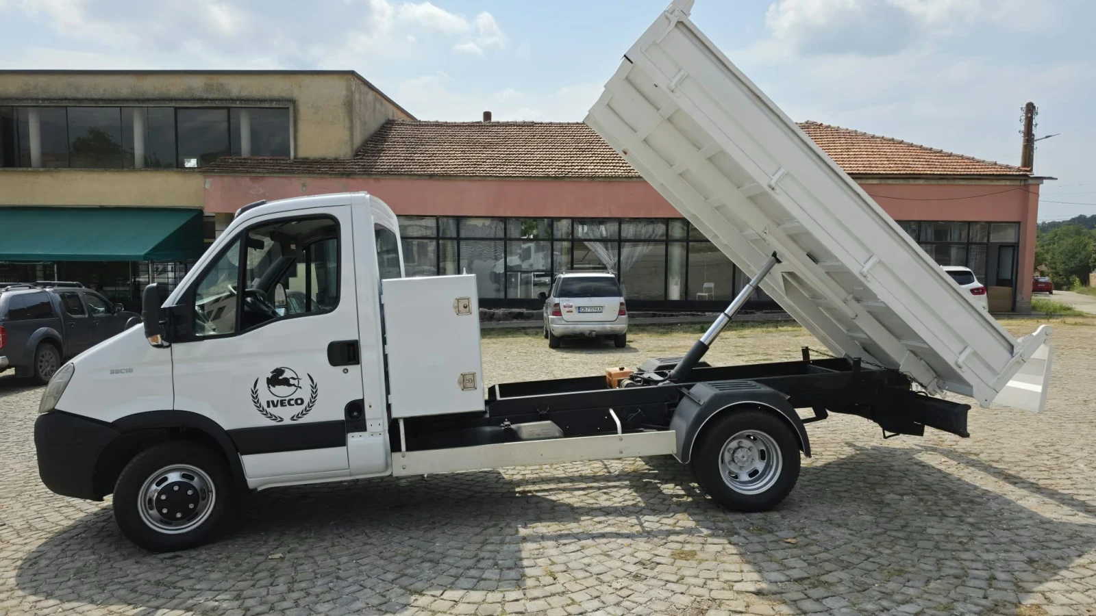 Iveco 35s18 Самосвал , снимка 3 - Бусове и автобуси - 55826025