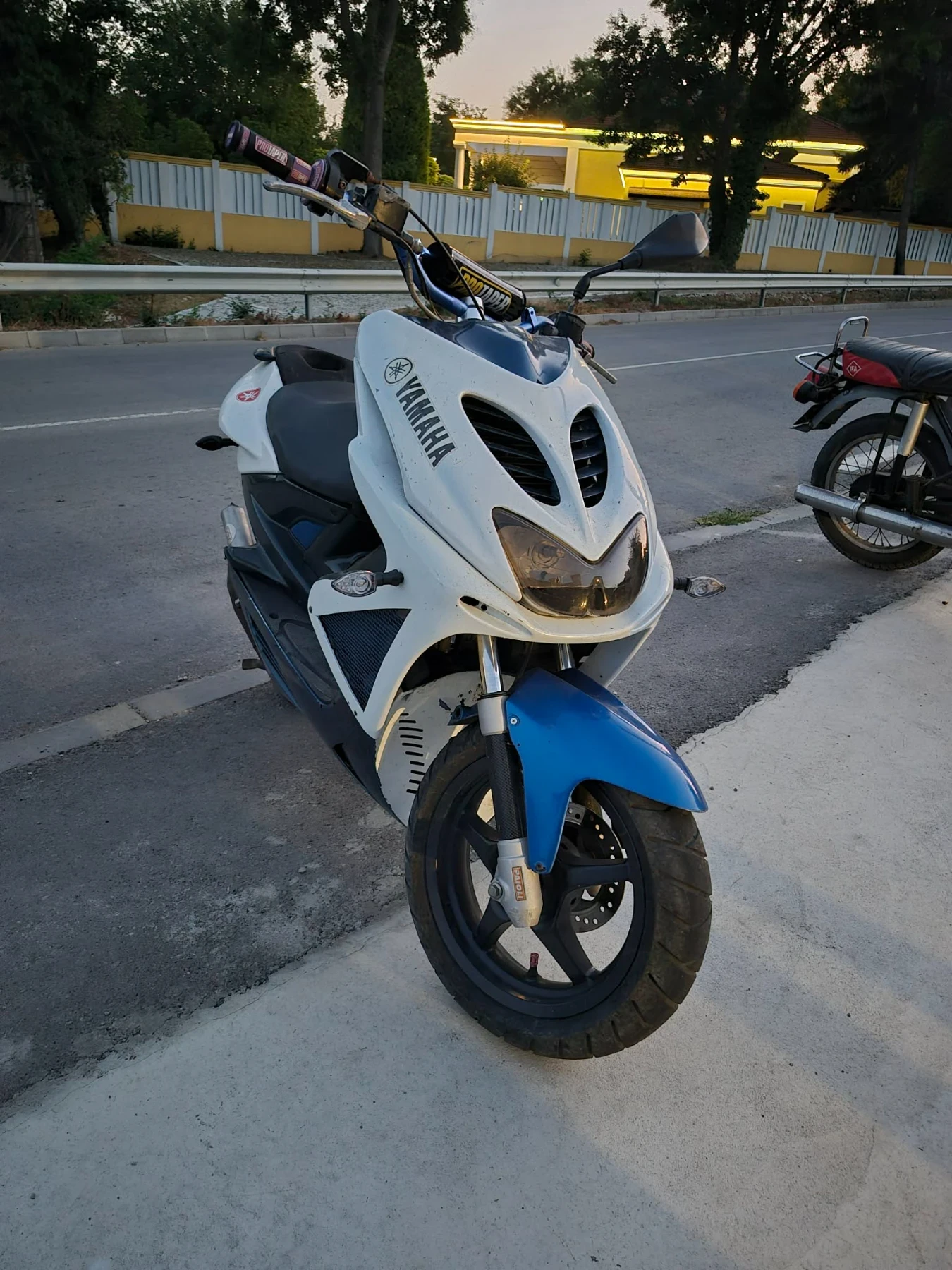 Yamaha Aerox 70, снимка 3 - Мотоциклети и мототехника - 55830035