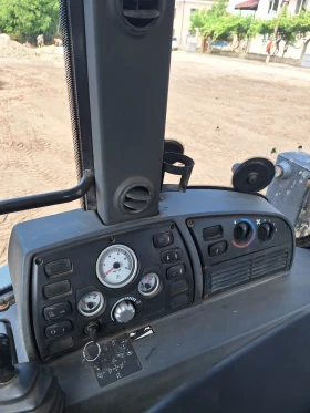 Багер Terex TLB 890, снимка 4
