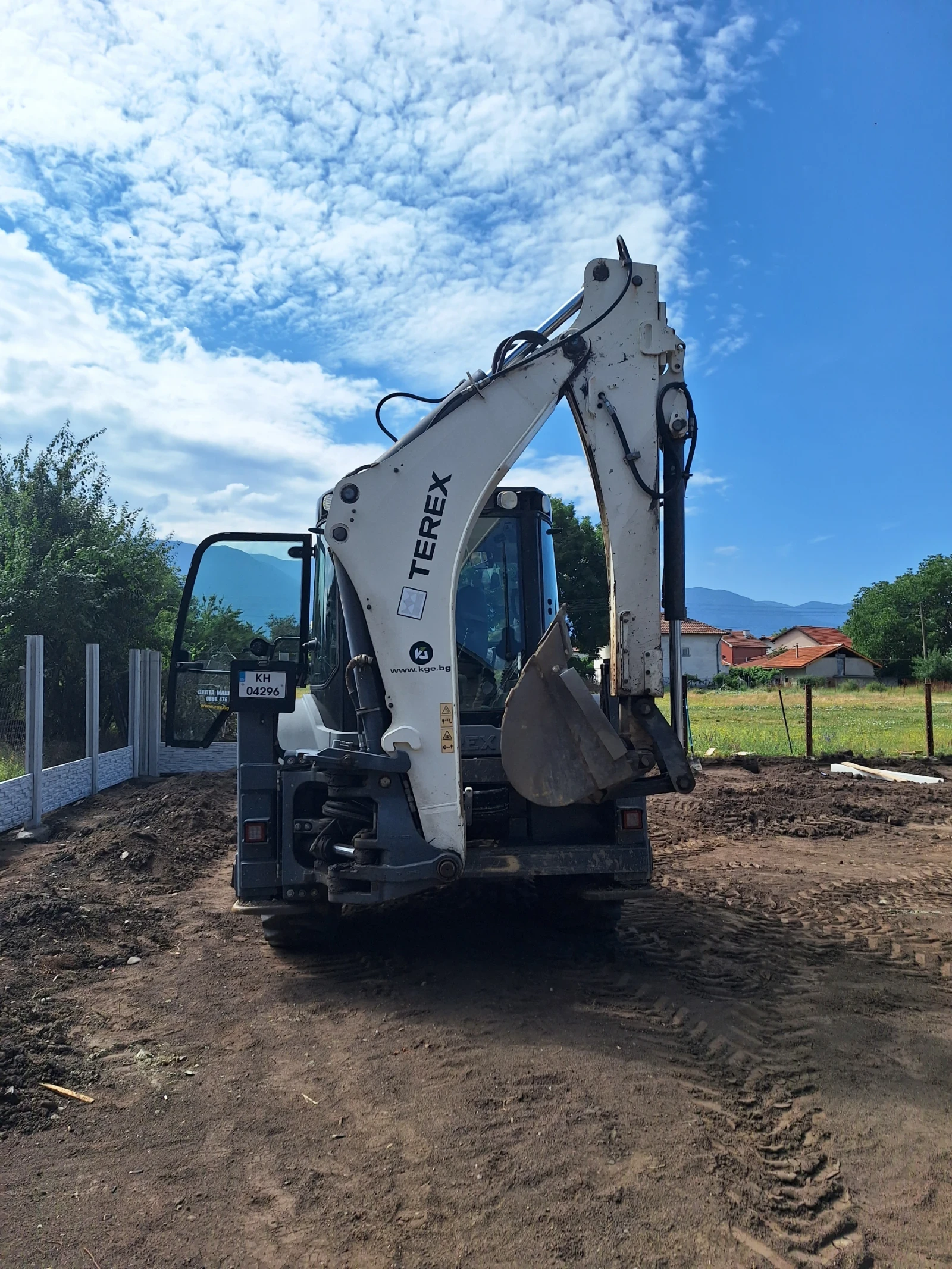 Багер Terex TLB 890, снимка 2 - Индустриална техника - 55304097