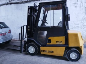 Мотокар Yale 2500кг триплекс , снимка 14