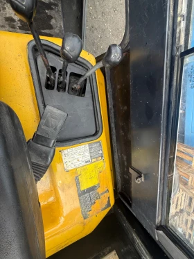 Мотокар Yale 2500кг триплекс , снимка 13 - Индустриална техника - 53606757