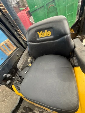 Мотокар Yale 2500кг триплекс , снимка 12 - Индустриална техника - 53606757