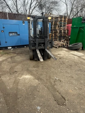 Мотокар Yale 2500кг триплекс , снимка 17 - Индустриална техника - 53606757