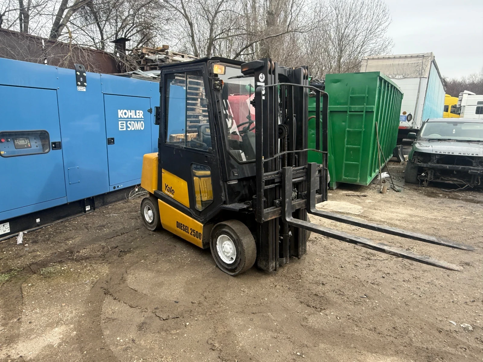 Мотокар Yale 2500кг триплекс 