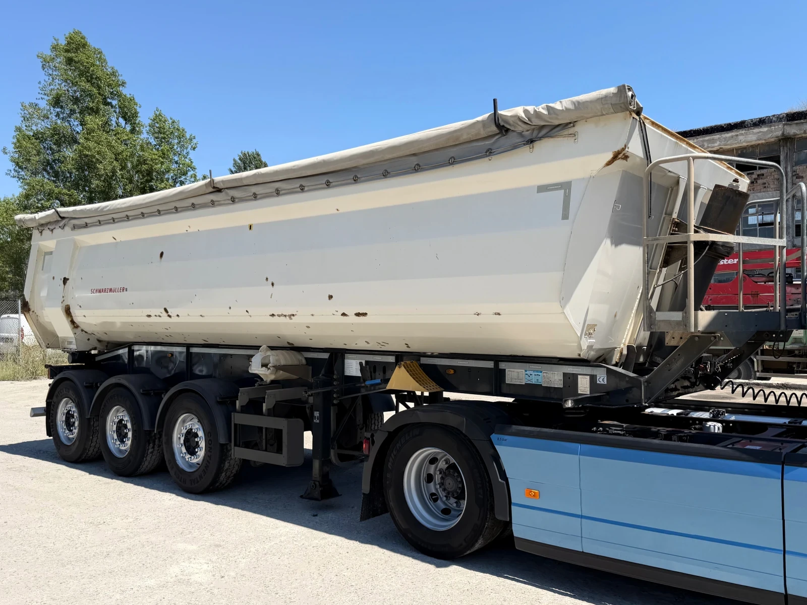 Полуремарке Schwarzmuller HARDOX 31m3, снимка 3 - Ремаркета - 55474340