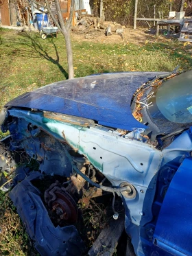 Mazda 323, снимка 13