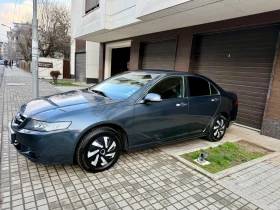 Honda Accord 2.0i/Газ.Инж/НовиГуми/Обслужена/100%РеалниКМ, снимка 12