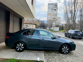 Honda Accord 2.0i/Газ.Инж/НовиГуми/Обслужена/100%РеалниКМ, снимка 9