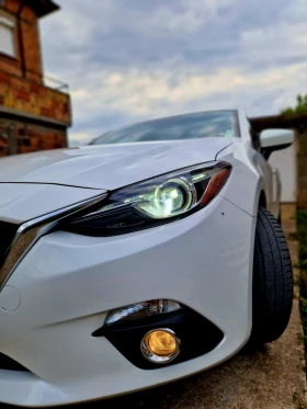     Mazda 3 Mazda 3 GT/  /HUD/