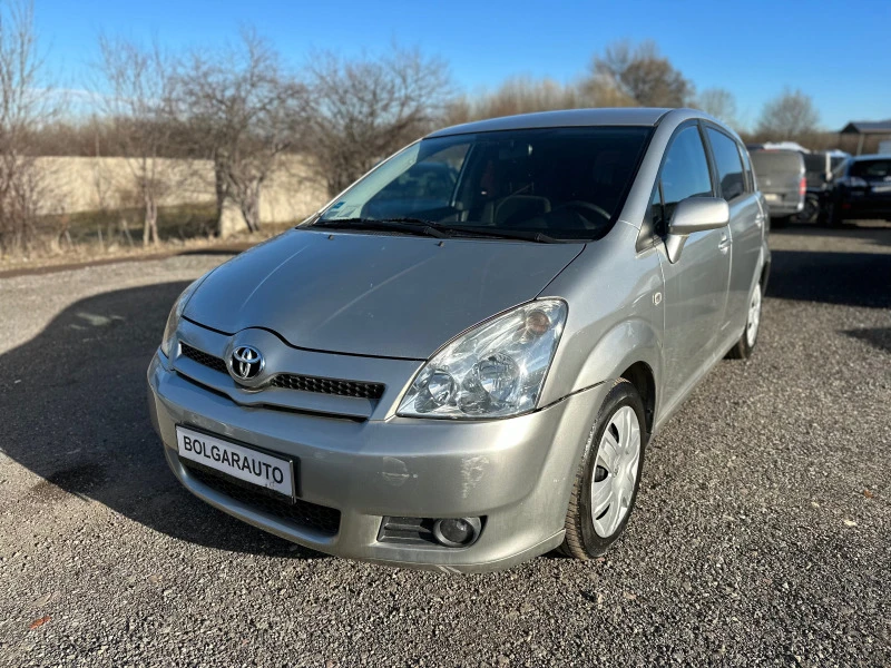 Toyota Corolla verso 2, 2, снимка 1 - Автомобили и джипове - 43656929