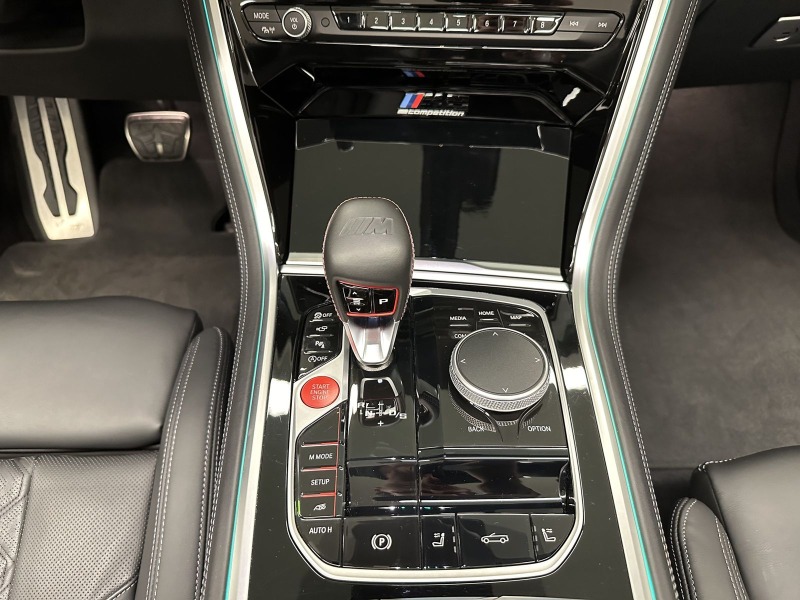 BMW M8 Competition Cabrio = M Carbon= Гаранция, снимка 12 - Автомобили и джипове - 46408569