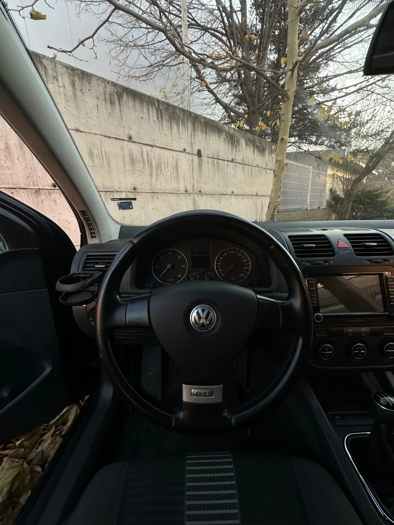 VW Golf  2.0TDI-140, BKD, снимка 9 - Автомобили и джипове - 48129886