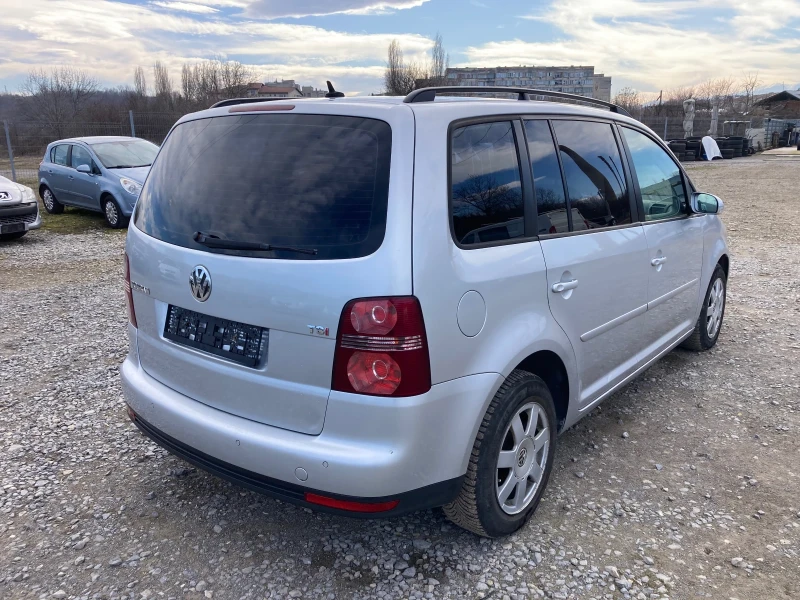 VW Touran 1.4 TSI, снимка 2 - Автомобили и джипове - 48863925