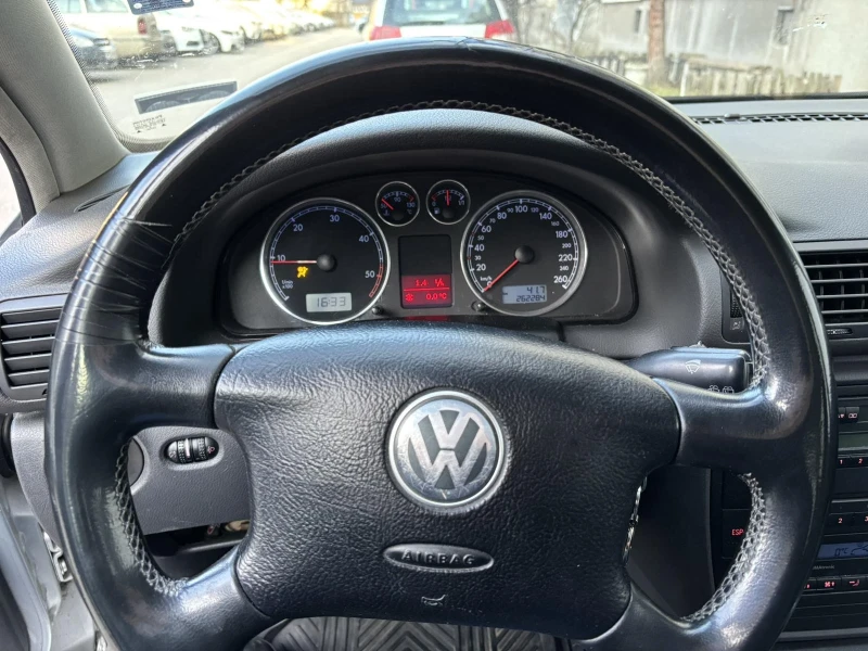 VW Passat 1.9 TDI, снимка 9 - Автомобили и джипове - 49045090