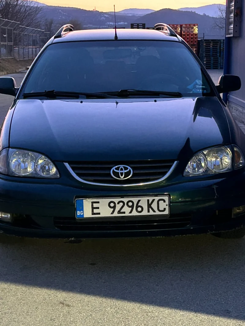 Toyota Avensis, снимка 1 - Автомобили и джипове - 49609835