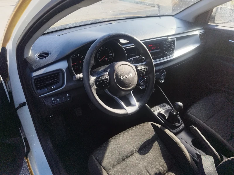 Kia Rio, снимка 9 - Автомобили и джипове - 52455685