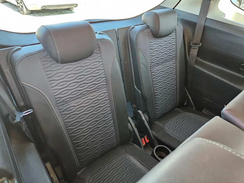 Opel Zafira 1.6i METAN !!!, снимка 9 - Автомобили и джипове - 51794292