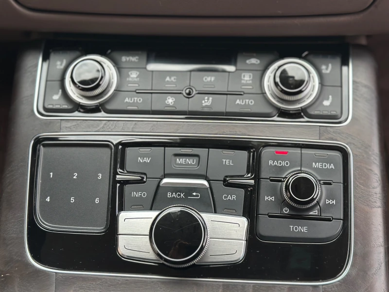 Audi A8 174хл.км-Design Selection-Всичко платено, снимка 10 - Автомобили и джипове - 52571284