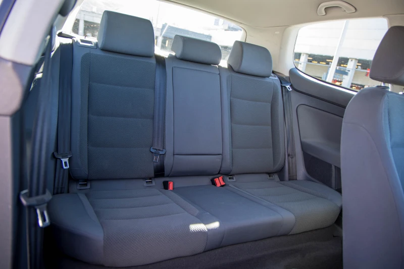 VW Golf 5, снимка 7 - Автомобили и джипове - 52863751