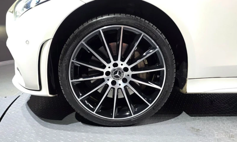 Mercedes-Benz CLS 400, снимка 5 - Автомобили и джипове - 52939184