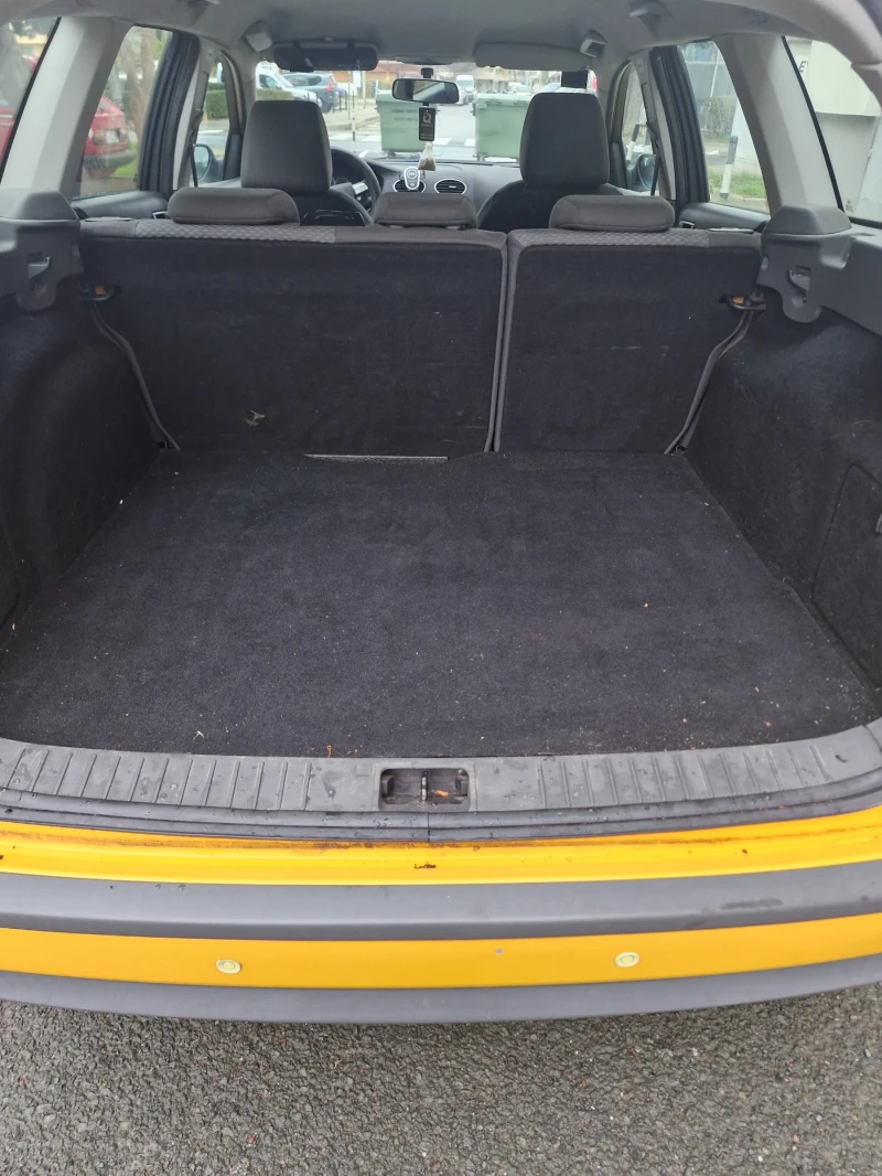 Ford Focus 1.6 tdci комби, снимка 7 - Автомобили и джипове - 53156962