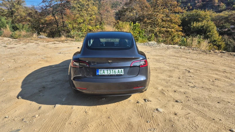 Tesla Model 3 94000км, европейска, Лонг Рейндж, термопомпа, снимка 8 - Автомобили и джипове - 53470591