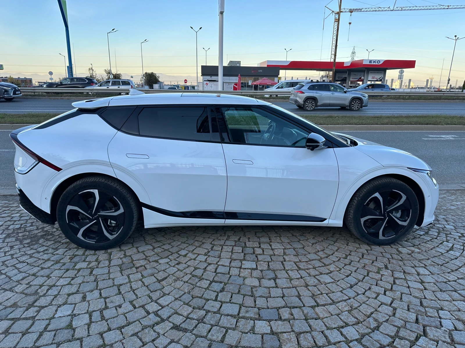 Kia EV6 GT-line/Panorama/4x4 - изображение 8