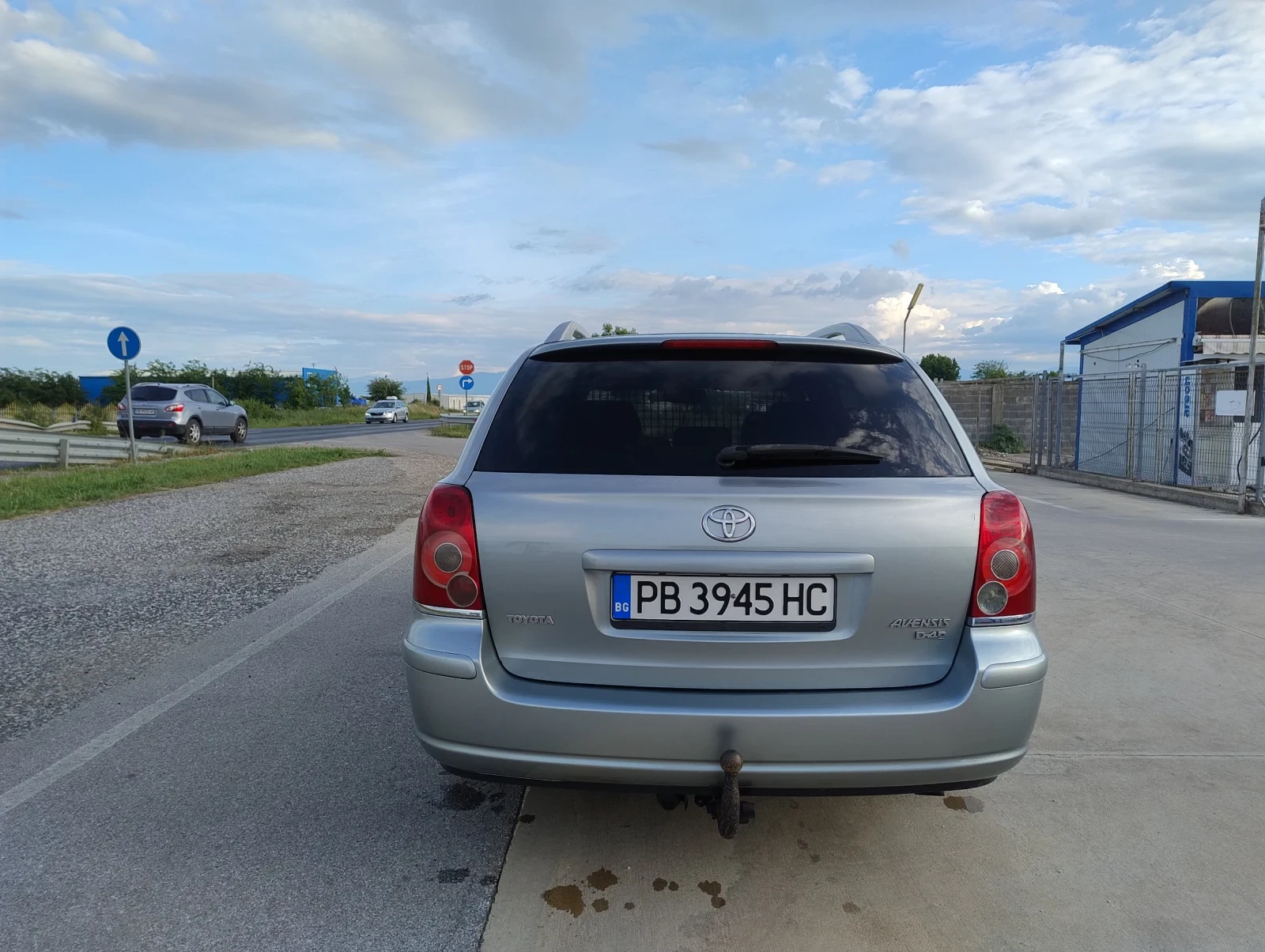 Toyota Avensis 2.0 D4D 126 - изображение 6