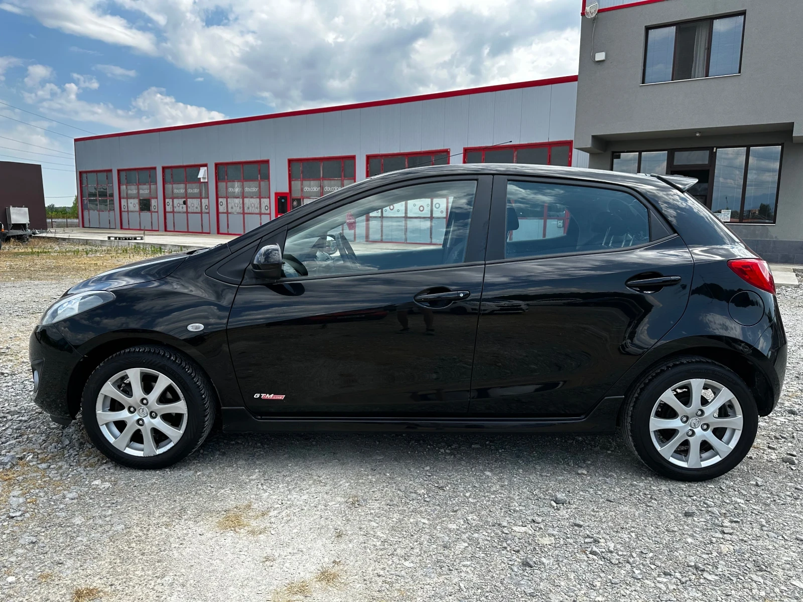 Mazda 2 1.3 - ГАЗ - изображение 8