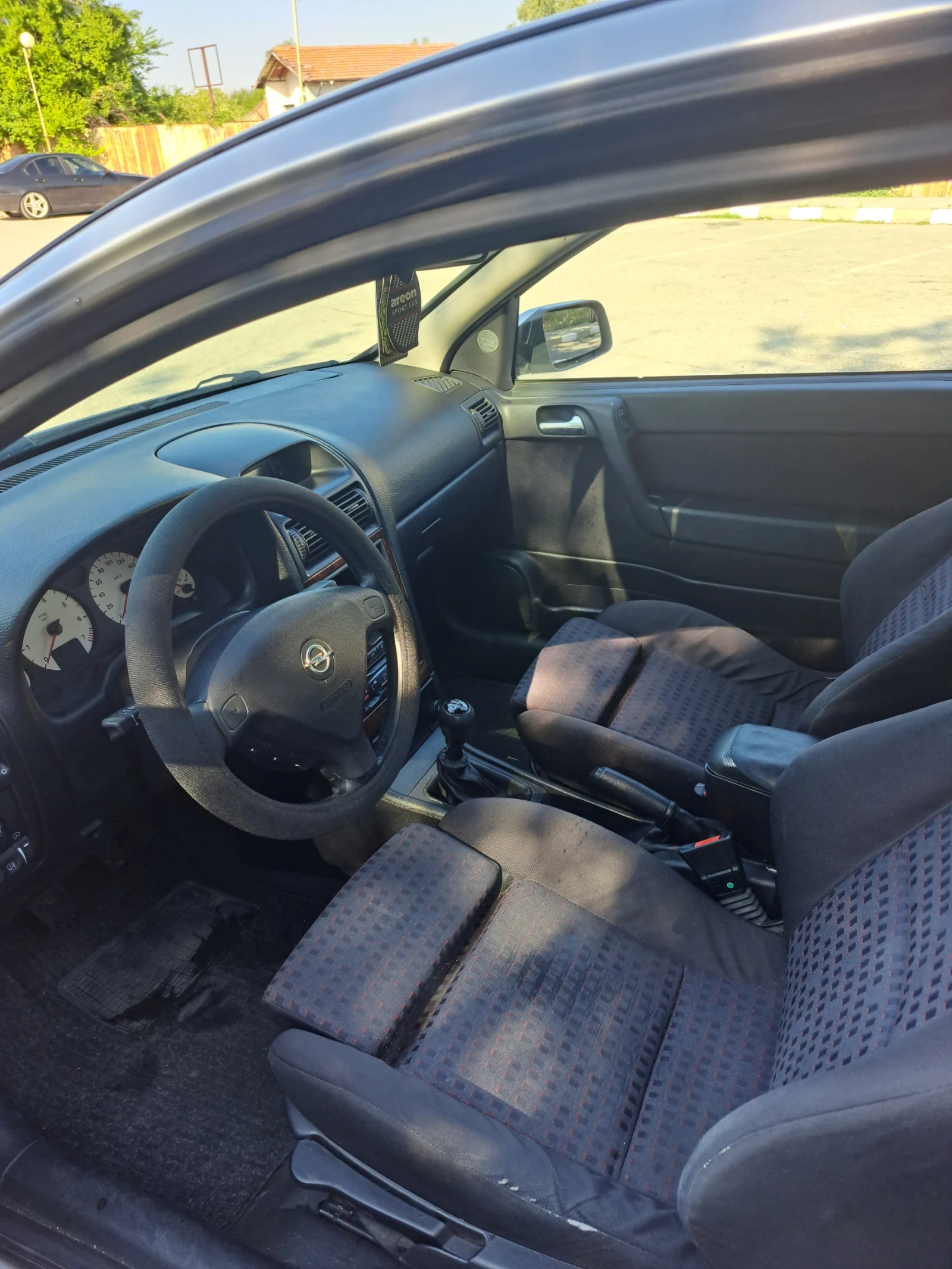 Opel Astra 1.6 16V - изображение 5