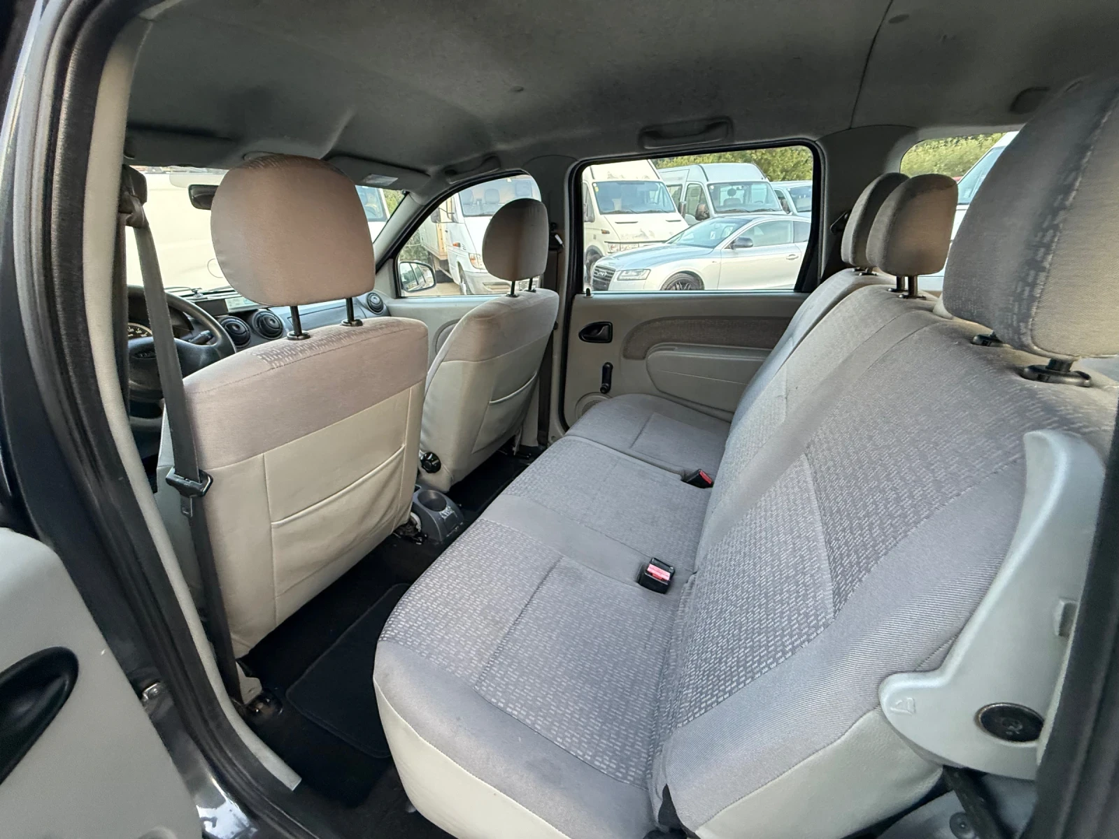 Dacia Logan 1.6 КЛИМА ЛИЗИНГ | Mobile.bg — изображение 13